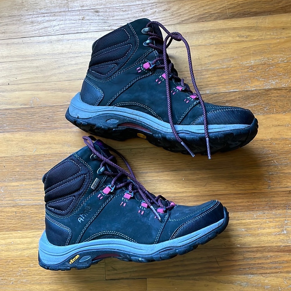 Ahnu by Teva Montara Boot